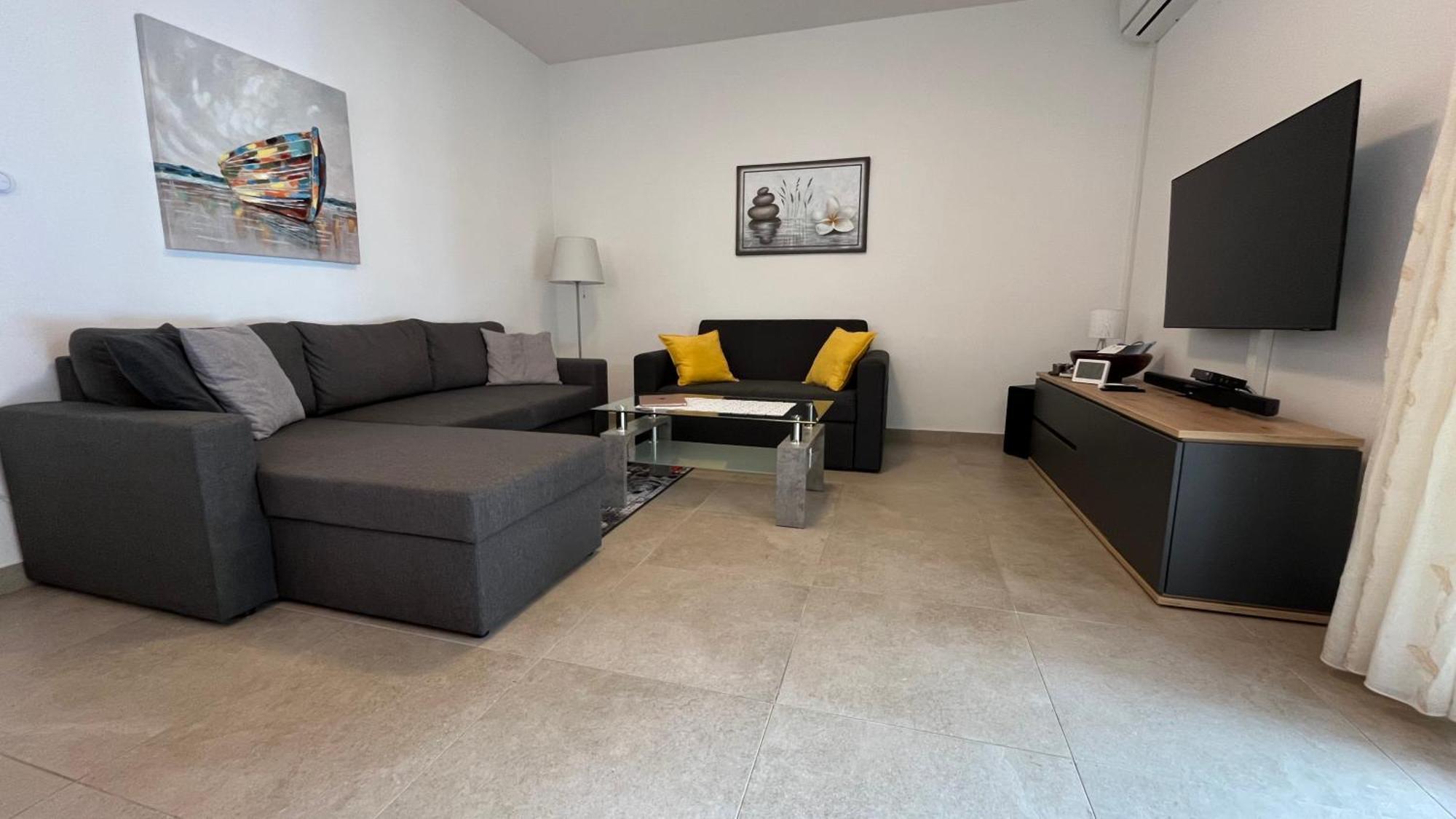 Sidus Maris, Spacious Seaside Apartment With Free Parking Martinšćica 외부 사진